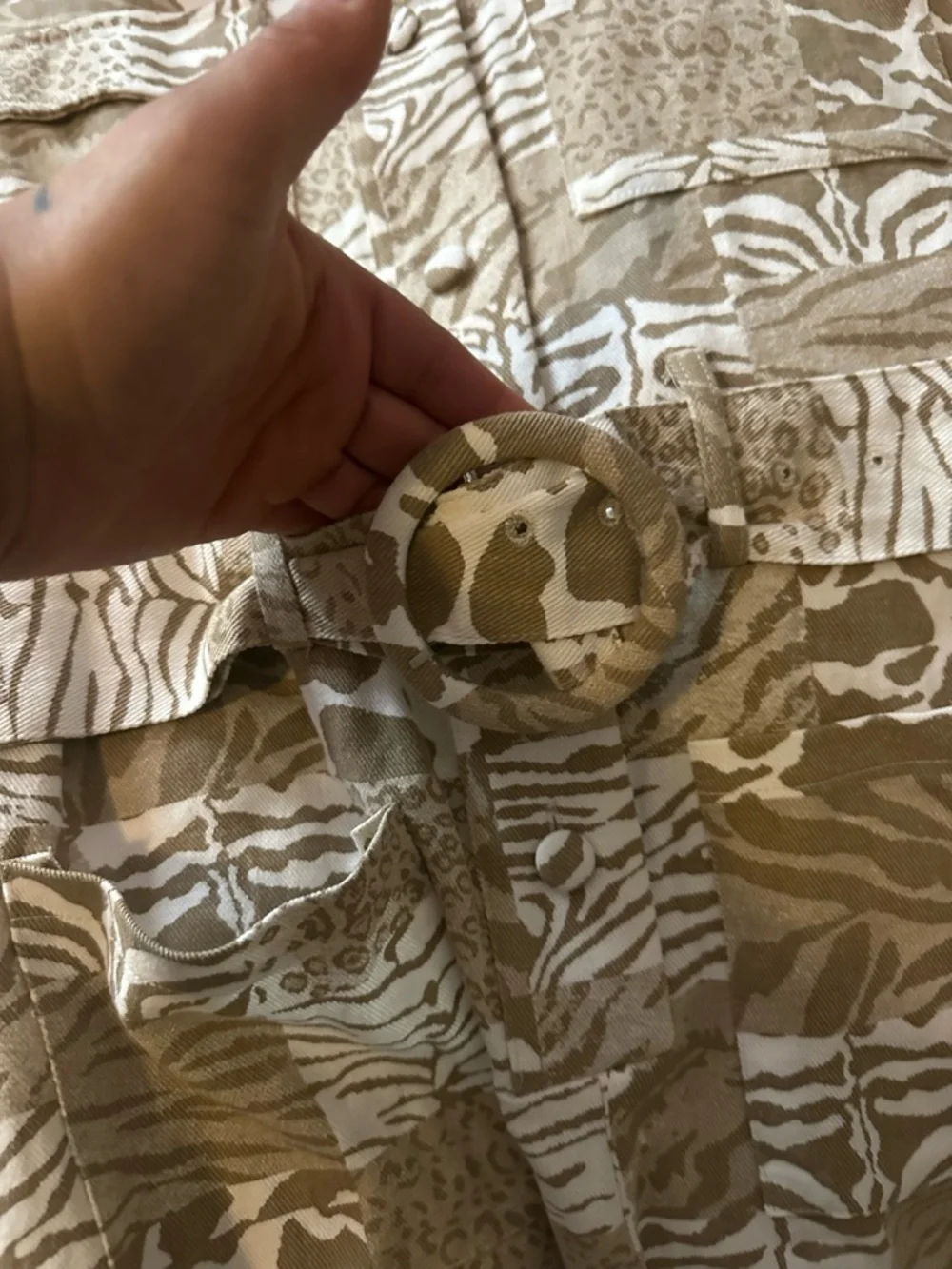 BUCKETLIST Beige and Cream Animal Print Short Jumpsuit - Picture 6 of 7